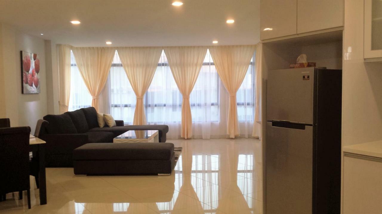 Cherloft@Samsuria Beach Residences Kampung Sungai Ular Exterior photo